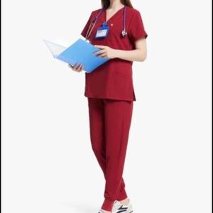 Women’s scrubs